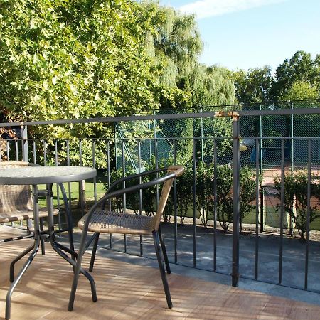 مبيت وإفطار Balatonmáriafürdő Garden Club Panzio المظهر الخارجي الصورة