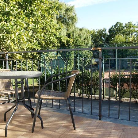 مبيت وإفطار Balatonmáriafürdő Garden Club Panzio المظهر الخارجي الصورة
