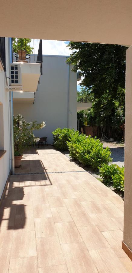 مبيت وإفطار Balatonmáriafürdő Garden Club Panzio المظهر الخارجي الصورة